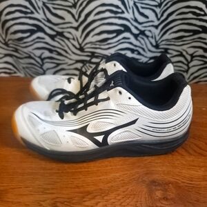 0725 Thrifted Womens Sz. 8.5 White Mizuno Volleyball Shoes GWOSLOO1.32